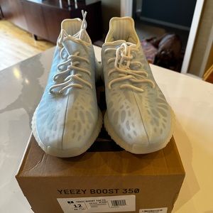 Adidas Yeezy Boost 350 V2 Mono Ice